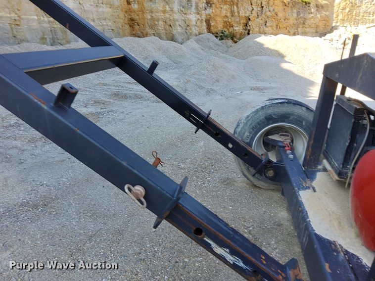 image for item OG9344 2019 TCI Fabick Cat 36x70 Diesel RS  radial stacking conveyor