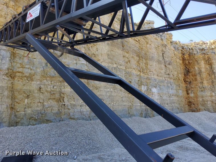 image for item OG9344 2019 TCI Fabick Cat 36x70 Diesel RS  radial stacking conveyor