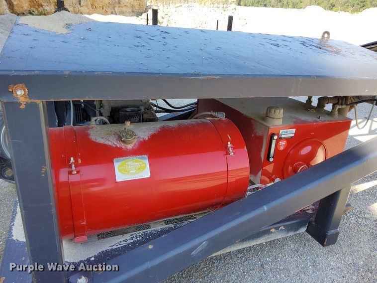 image for item OG9344 2019 TCI Fabick Cat 36x70 Diesel RS  radial stacking conveyor