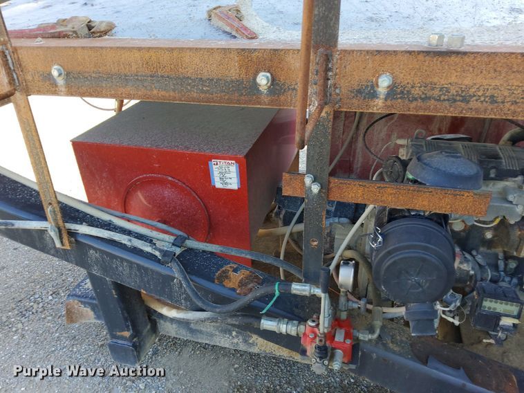 image for item OG9344 2019 TCI Fabick Cat 36x70 Diesel RS  radial stacking conveyor