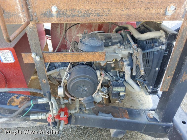 image for item OG9344 2019 TCI Fabick Cat 36x70 Diesel RS  radial stacking conveyor