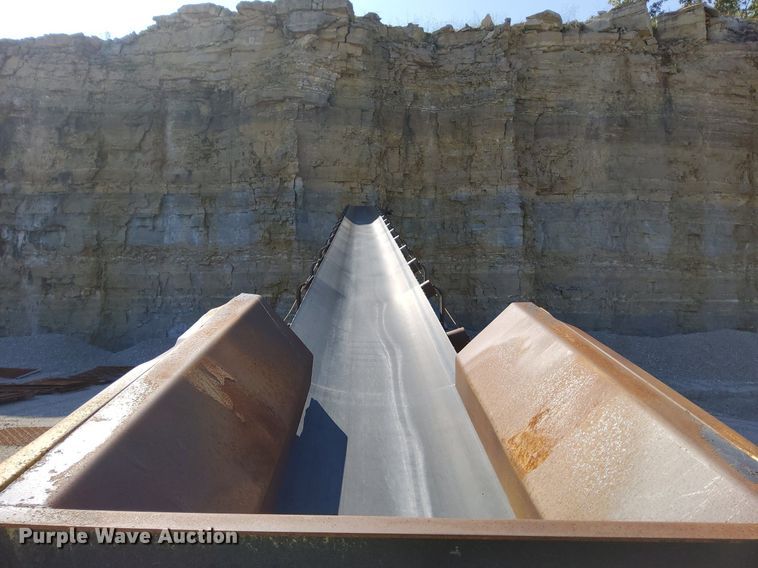 image for item OG9344 2019 TCI Fabick Cat 36x70 Diesel RS  radial stacking conveyor