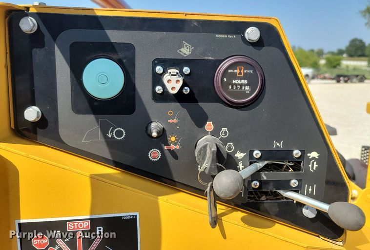 image for item OG9382 2020 Vermeer BC900XL  wood chipper