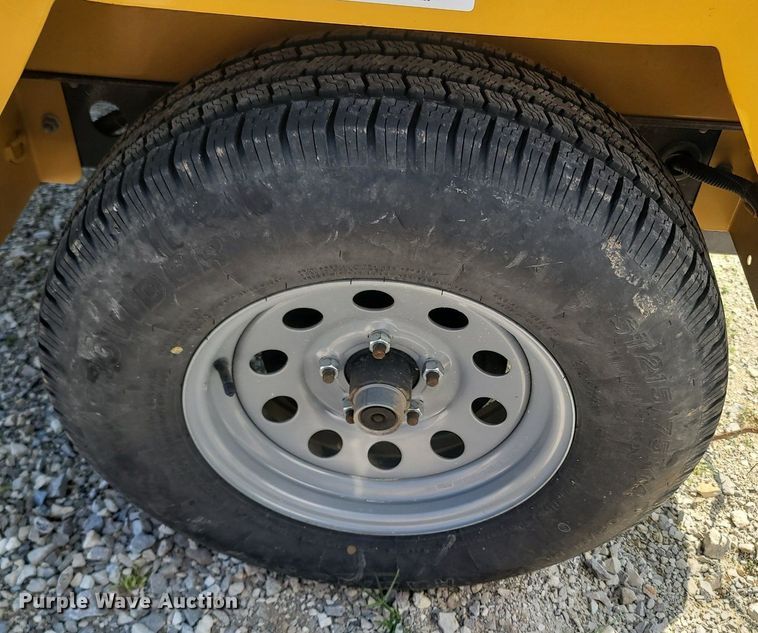 image for item OG9382 2020 Vermeer BC900XL  wood chipper