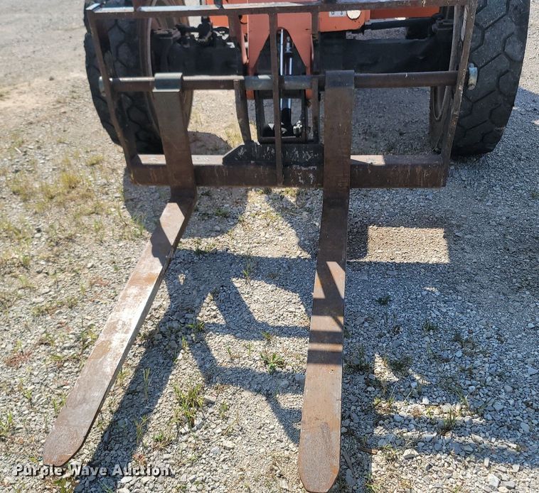 image for item OG9383 2014 JLG 8042  telehandler
