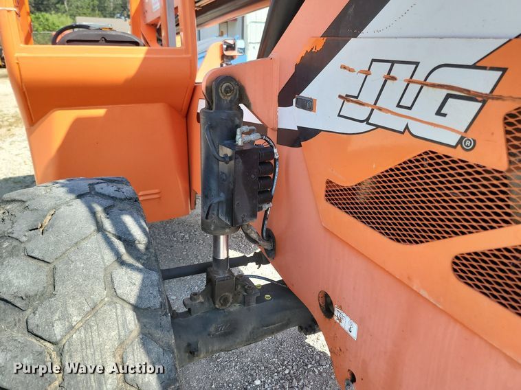 image for item OG9383 2014 JLG 8042  telehandler