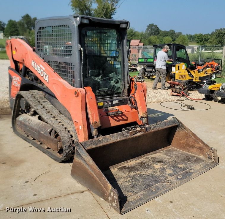 image for item OG9384 2016 Kubota SVL 75-2  skid steer loader