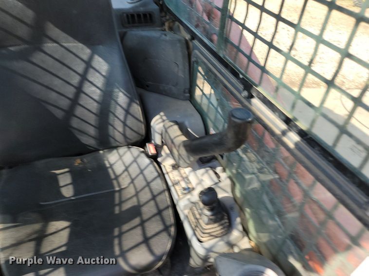 image for item OG9384 2016 Kubota SVL 75-2  skid steer loader