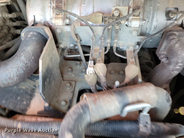 image for item OG9384 2016 Kubota SVL 75-2  skid steer loader