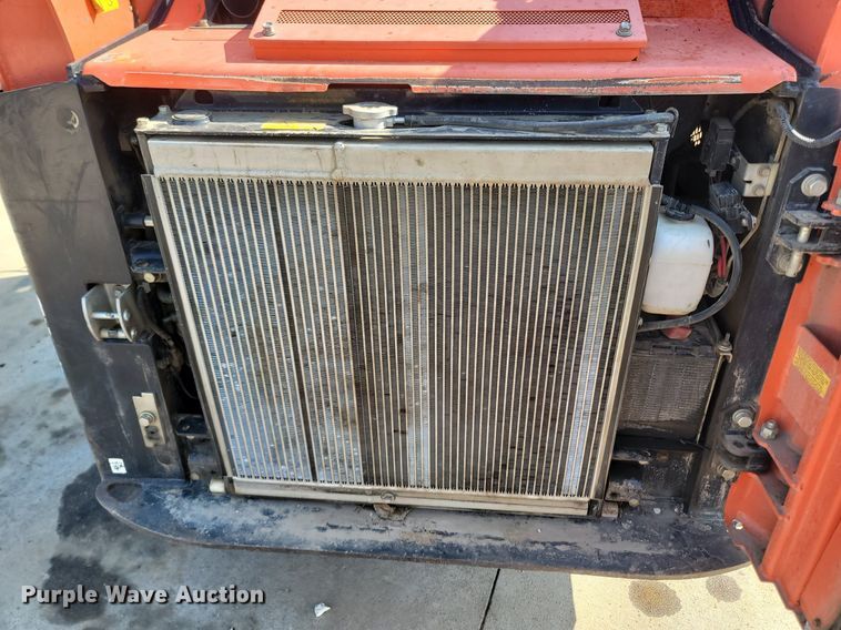 image for item OG9384 2016 Kubota SVL 75-2  skid steer loader