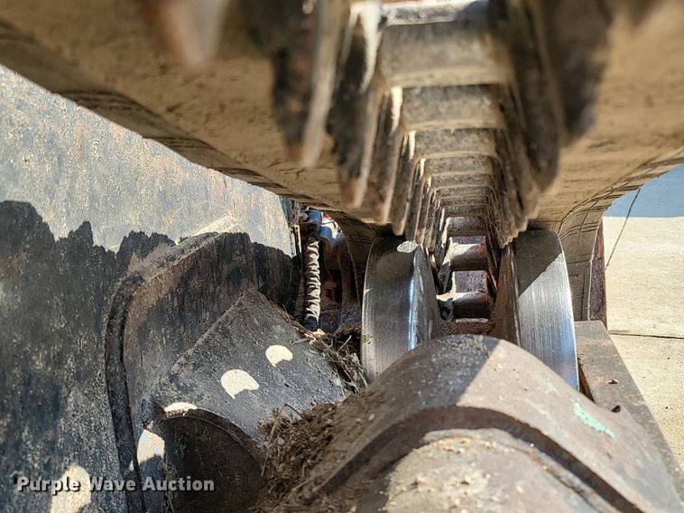 image for item OG9384 2016 Kubota SVL 75-2  skid steer loader