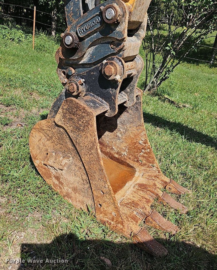 image for item OG9405 2013 Hyundai ROBEX 27Z-9  mini excavator