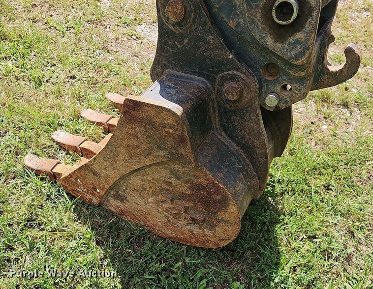 image for item OG9405 2013 Hyundai ROBEX 27Z-9  mini excavator