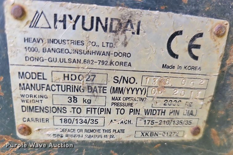 image for item OG9405 2013 Hyundai ROBEX 27Z-9  mini excavator