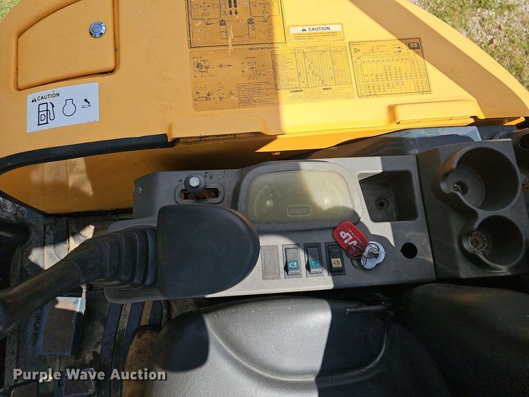 image for item OG9405 2013 Hyundai ROBEX 27Z-9  mini excavator