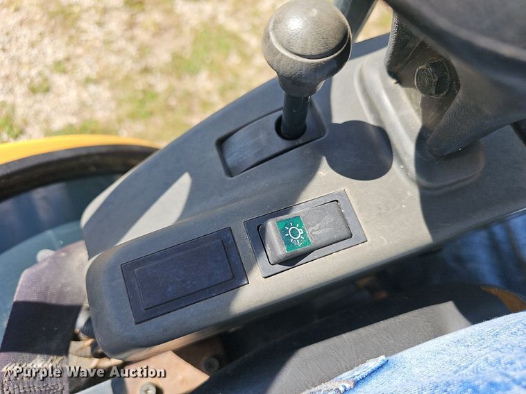 image for item OG9405 2013 Hyundai ROBEX 27Z-9  mini excavator