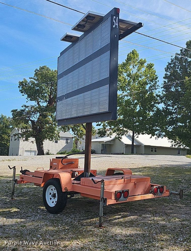 image for item OG9407 AMSIG T333 message board trailer