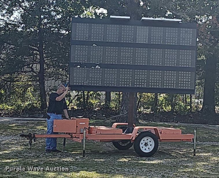 image for item OG9407 AMSIG T333 message board trailer