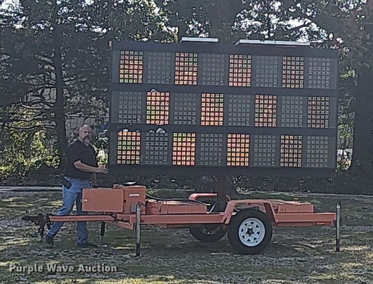 image for item OG9407 AMSIG T333 message board trailer