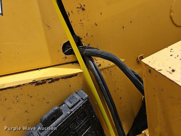 image for item OG9409 2006 Vermeer BC1000XL  wood chipper