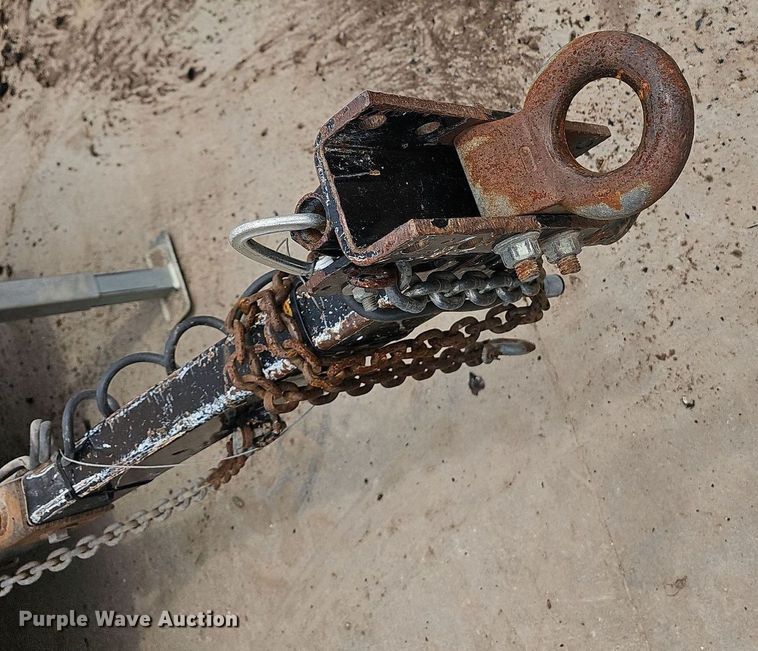 image for item OG9409 2006 Vermeer BC1000XL  wood chipper