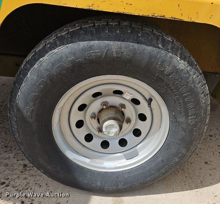 image for item OG9409 2006 Vermeer BC1000XL  wood chipper