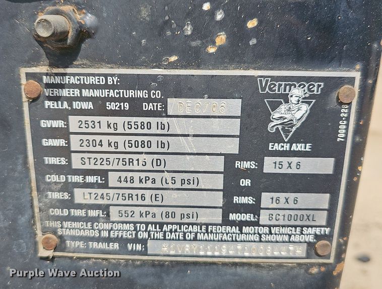 image for item OG9409 2006 Vermeer BC1000XL  wood chipper