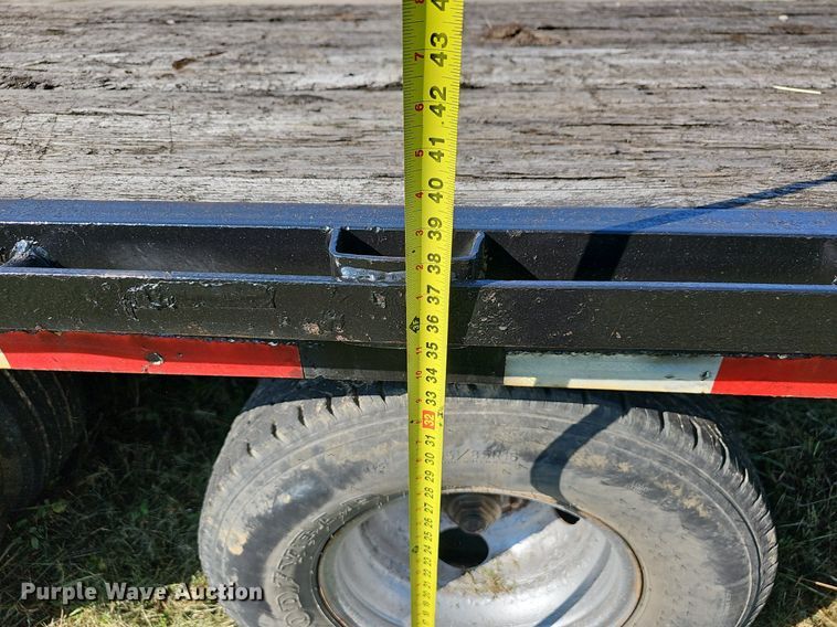 image for item OG9410 2006 Apache equipment trailer