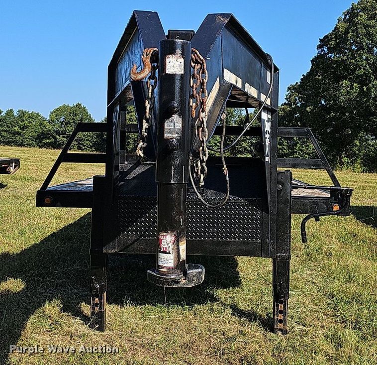 image for item OG9411 2008 Lone Star  32' equipment trailer