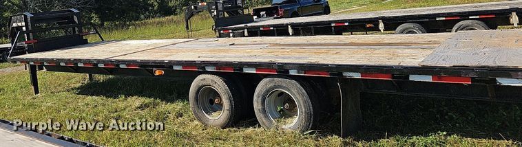 image for item OG9411 2008 Lone Star  32' equipment trailer