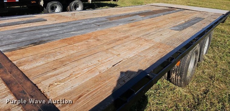 image for item OG9411 2008 Lone Star  32' equipment trailer