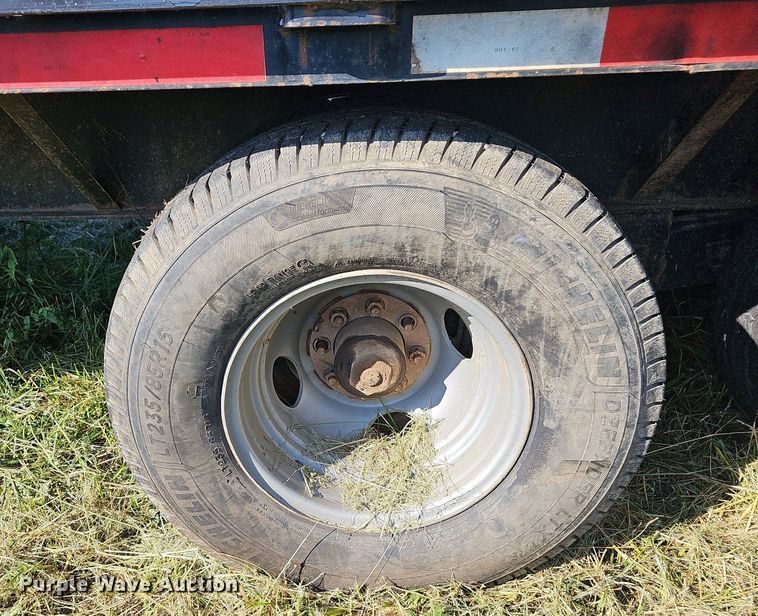 image for item OG9411 2008 Lone Star  32' equipment trailer