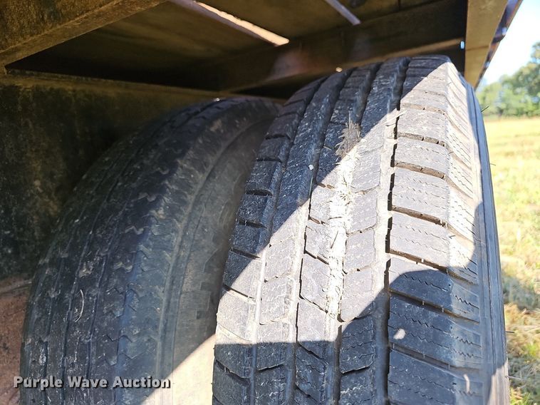 image for item OG9411 2008 Lone Star  32' equipment trailer