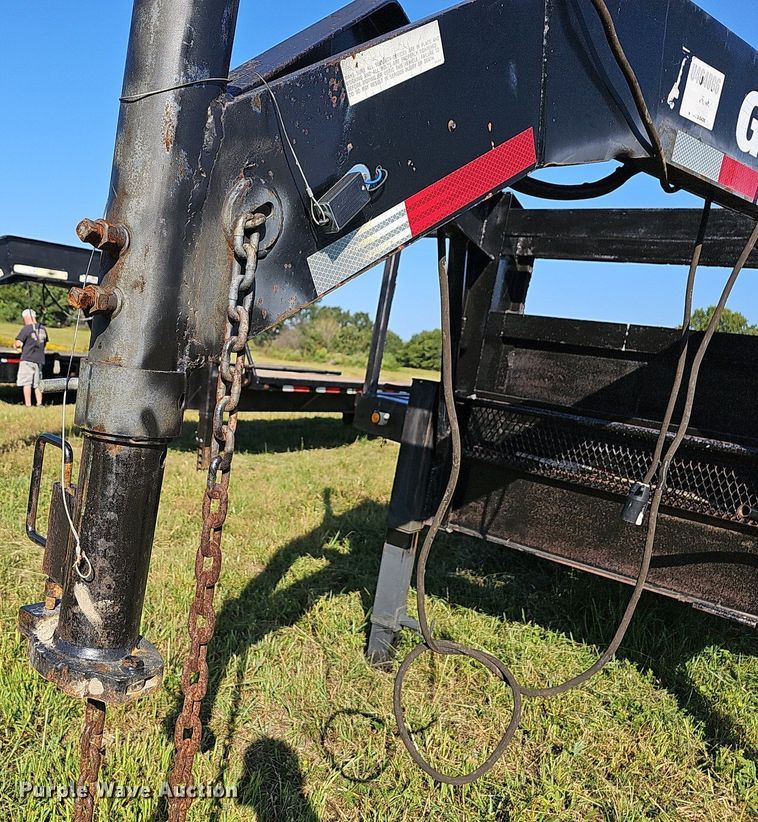 image for item OG9412 2007 Gooseneck A10A2  equipment trailer