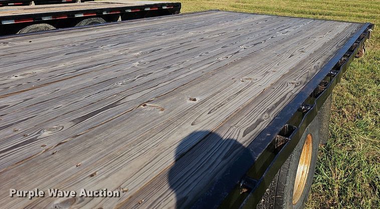 image for item OG9412 2007 Gooseneck A10A2  equipment trailer