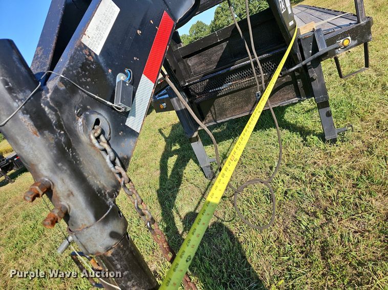 image for item OG9412 2007 Gooseneck A10A2  equipment trailer