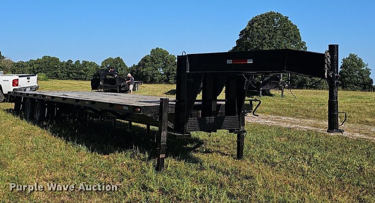 image for item OG9413 1996 L&M  equipment trailer