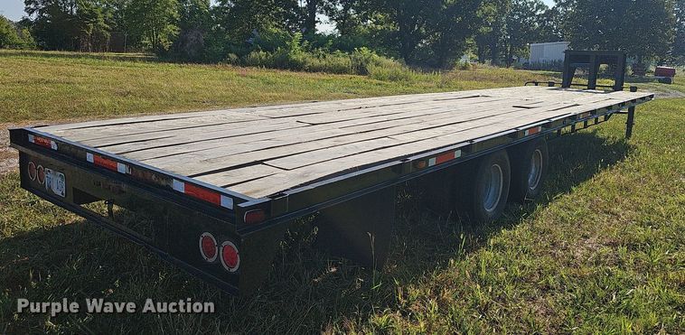 image for item OG9413 1996 L&M  equipment trailer