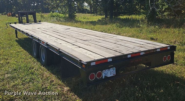 image for item OG9413 1996 L&M  equipment trailer