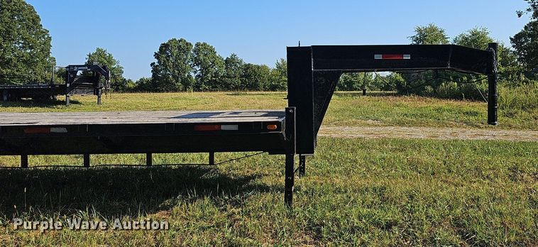 image for item OG9413 1996 L&M  equipment trailer