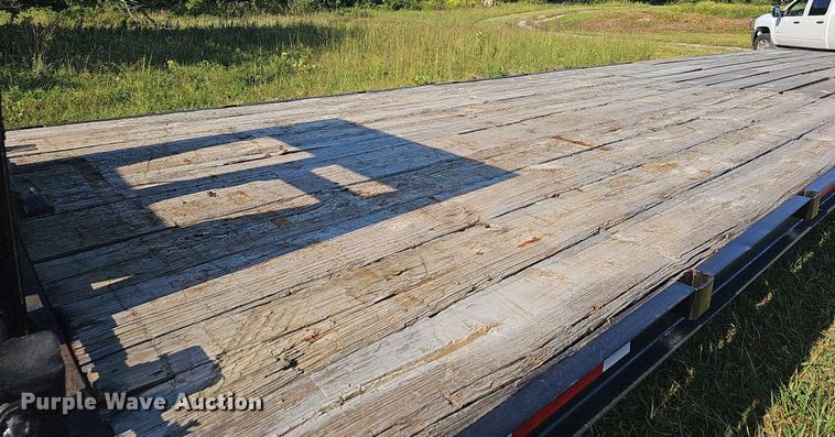 image for item OG9413 1996 L&M  equipment trailer