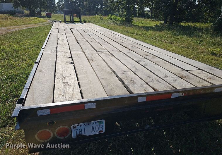 image for item OG9413 1996 L&M  equipment trailer