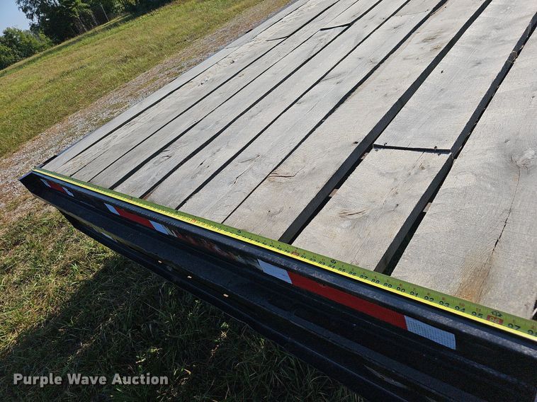 image for item OG9413 1996 L&M  equipment trailer