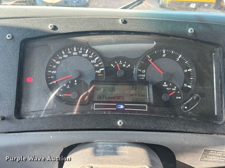 image for item DJ6302 2012 Blue Bird Vision  school bus