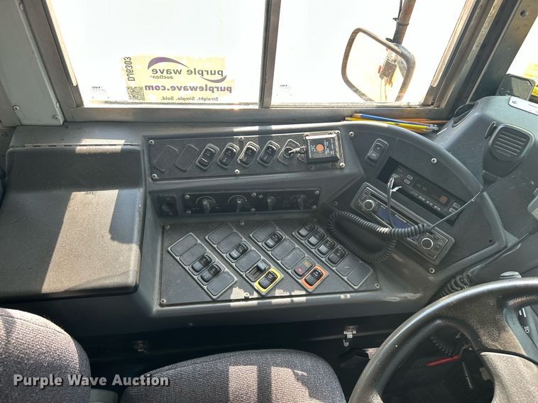 image for item DJ6303 2012 Blue Bird Vision  school bus