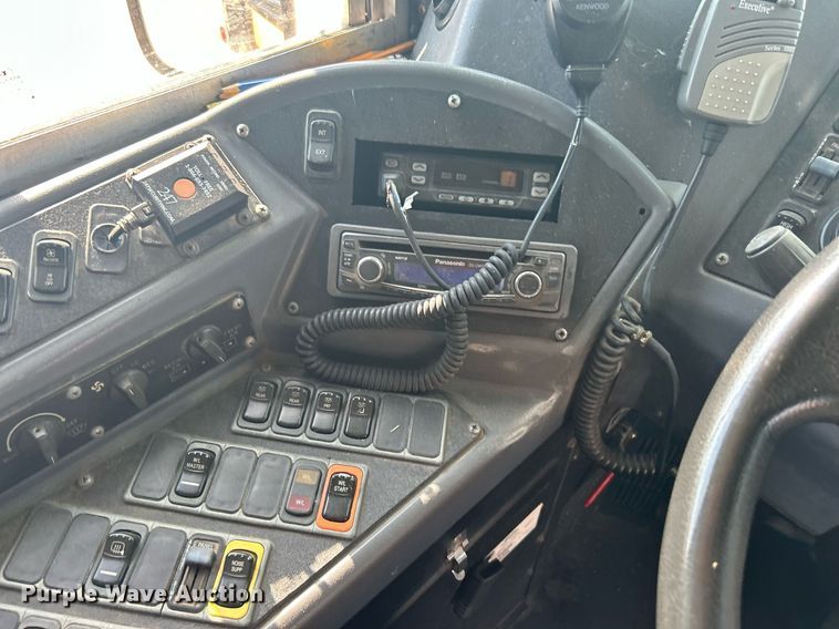 image for item DJ6303 2012 Blue Bird Vision  school bus