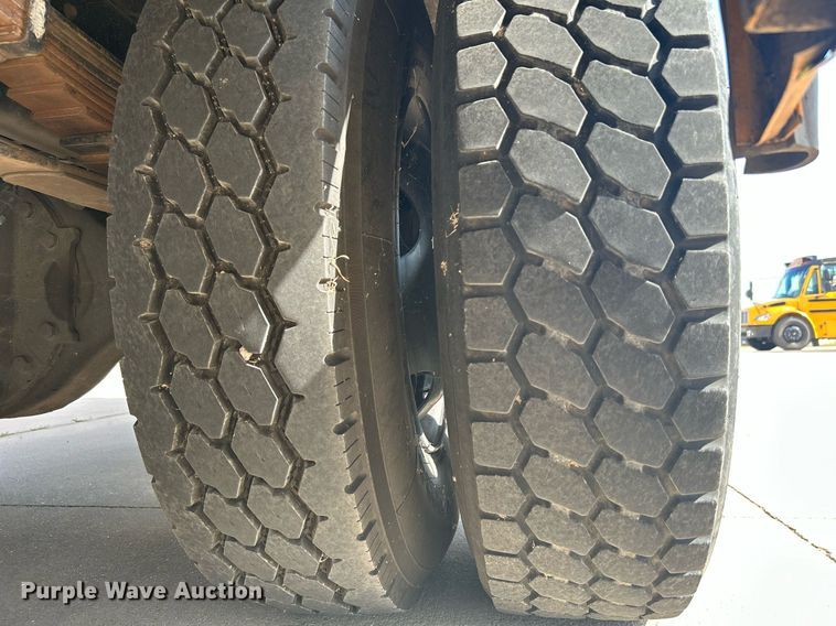 image for item DJ6303 2012 Blue Bird Vision  school bus