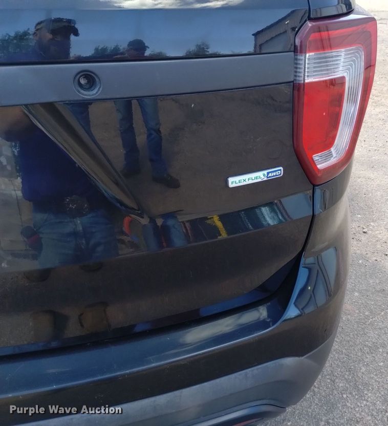 image for item DK8763 2016 Ford Explorer Police Interceptor  SUV