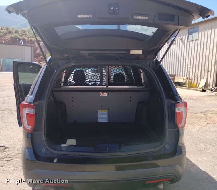 image for item DK8763 2016 Ford Explorer Police Interceptor  SUV