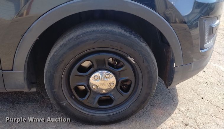 image for item DK8763 2016 Ford Explorer Police Interceptor  SUV